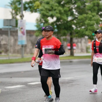 Runner Photo 1825942