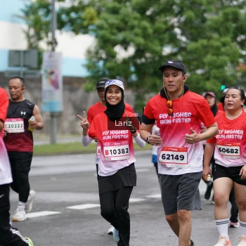 Runner Photo 1826026