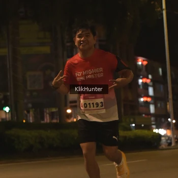 Runner Photo 1826117