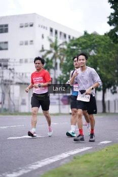 Runner Photo 1826163