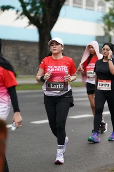 Runner Photo 1826284