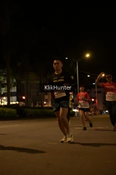 Runner Photo 1826398