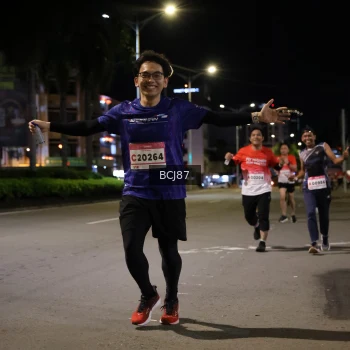 Runner Photo 1826415