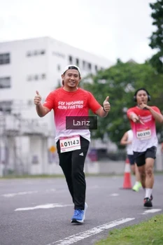 Runner Photo 1826422