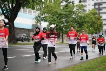 Runner Photo 1826493