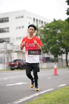 Runner Photo 1826498