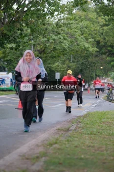 Runner Photo 1826625