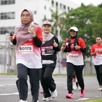 Runner Photo 1826635