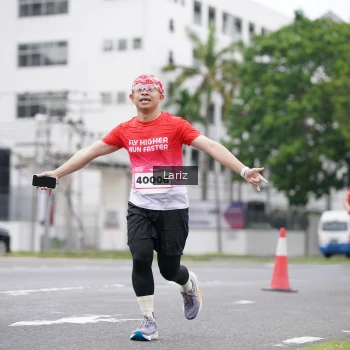 Runner Photo 1826660