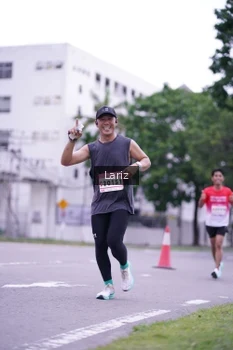 Runner Photo 1826737