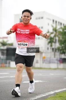 Runner Photo 1826755