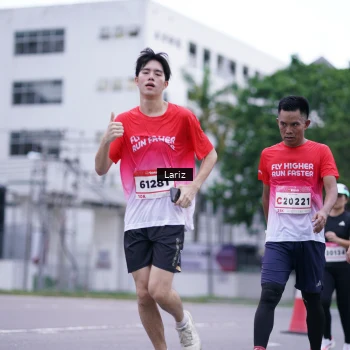 Runner Photo 1826842