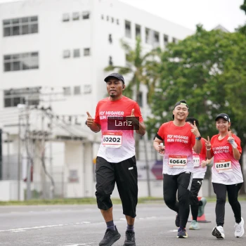 Runner Photo 1826863