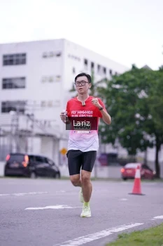 Runner Photo 1826864