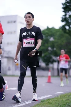 Runner Photo 1826870