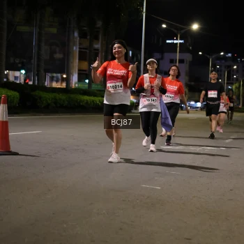 Runner Photo 1826936