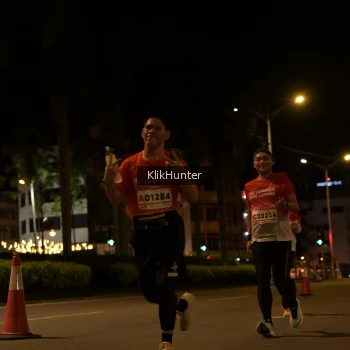 Runner Photo 1826965