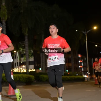 Runner Photo 1826974