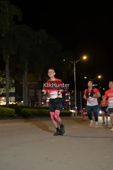 Runner Photo 1827035