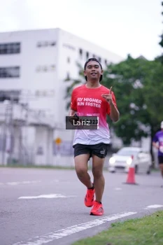 Runner Photo 1827044