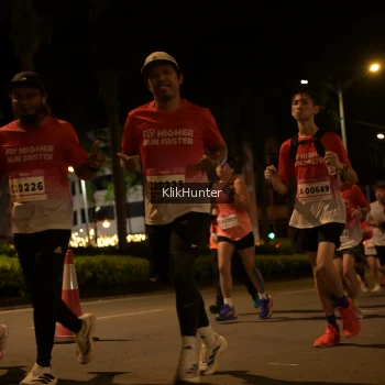 Runner Photo 1827254