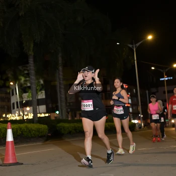 Runner Photo 1827420