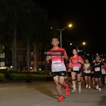 Runner Photo 1827645