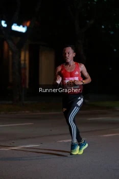 Runner Photo 1827646