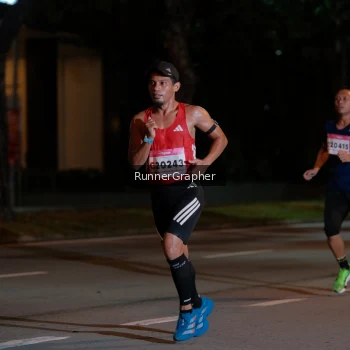 Runner Photo 1827648