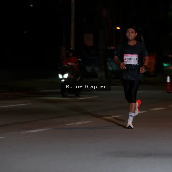 Runner Photo 1827657