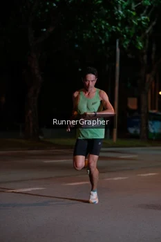 Runner Photo 1827662