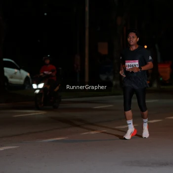 Runner Photo 1827672