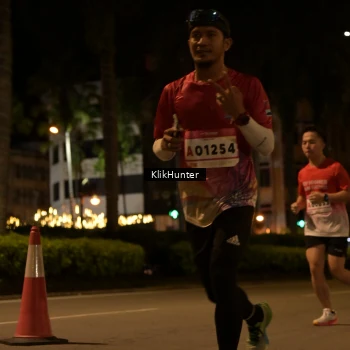 Runner Photo 1827673