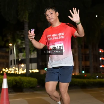 Runner Photo 1827676