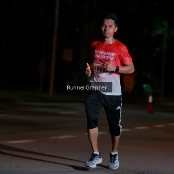Runner Photo 1827681