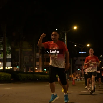 Runner Photo 1827689