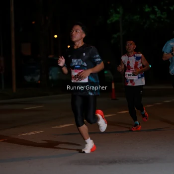 Runner Photo 1827690