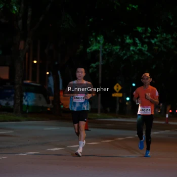 Runner Photo 1827755