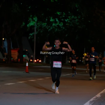 Runner Photo 1827759