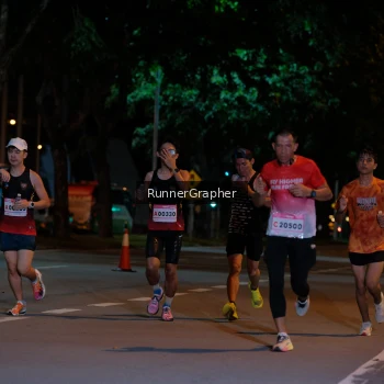 Runner Photo 1827771