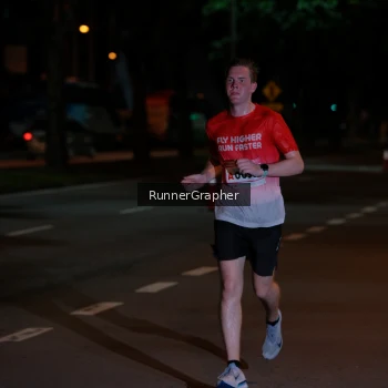 Runner Photo 1827775
