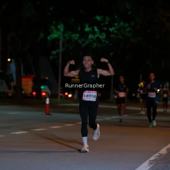 Runner Photo 1827796