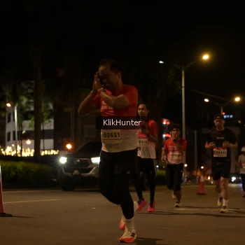 Runner Photo 1827835
