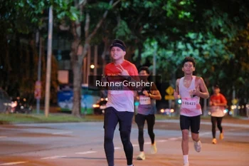 Runner Photo 1827936