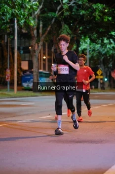 Runner Photo 1827948
