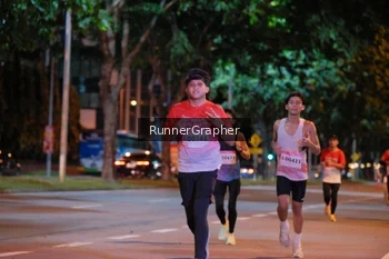 Runner Photo 1827968
