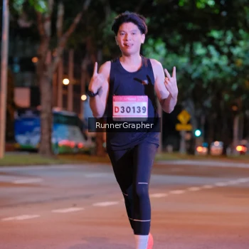Runner Photo 1827971