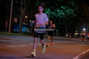 Runner Photo 1827974