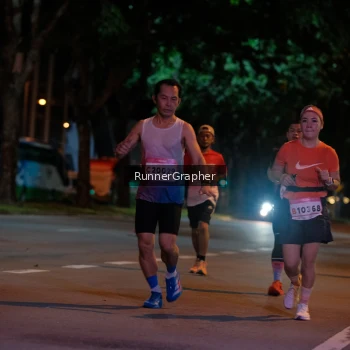 Runner Photo 1827975