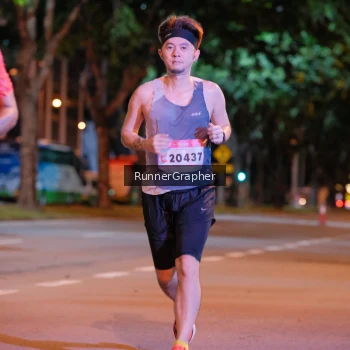 Runner Photo 1828000